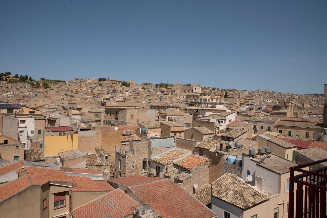 Come A Casa Panoramico E Centralissimo Lägenhet Canicattì Exteriör bild