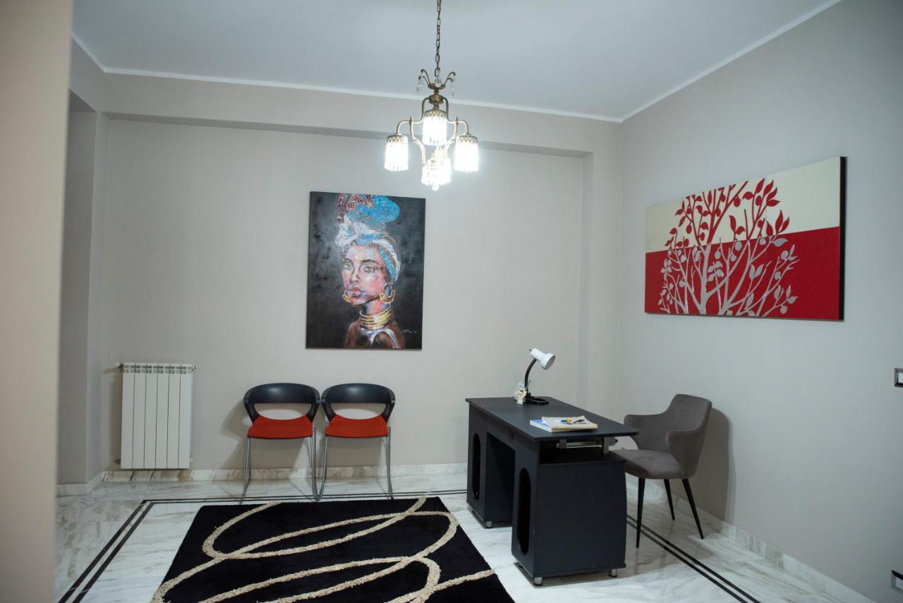 Come A Casa Panoramico E Centralissimo Lägenhet Canicattì Exteriör bild